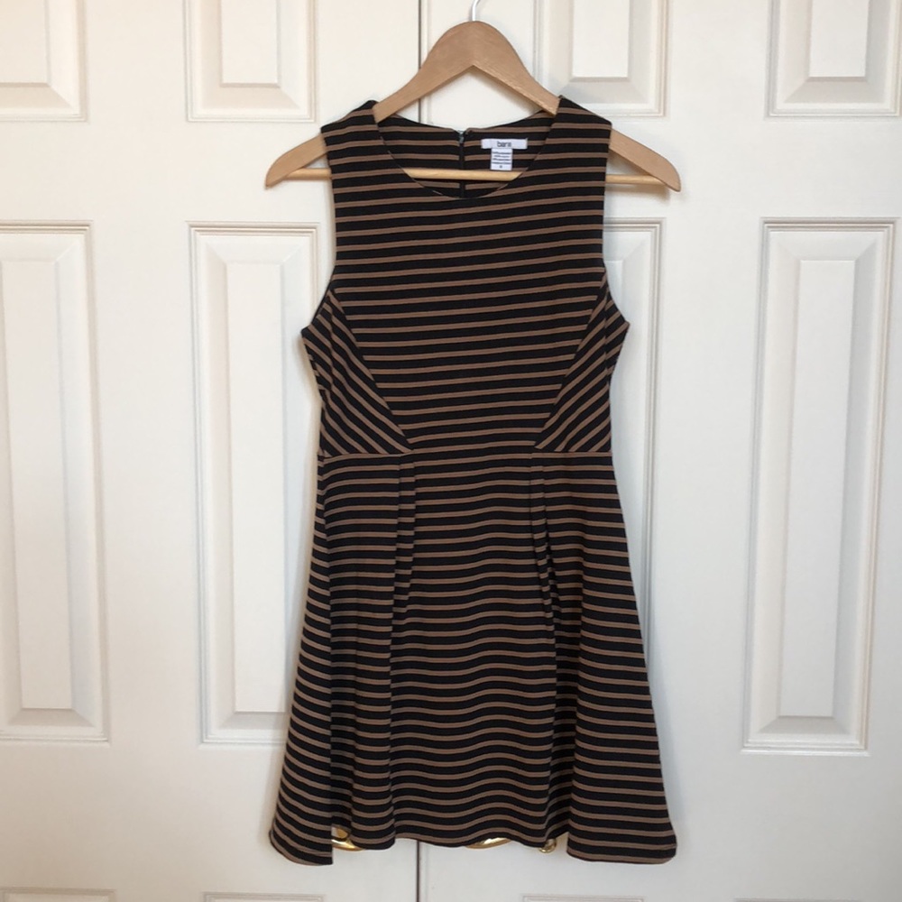 🚨 Striped midi dress 🚨